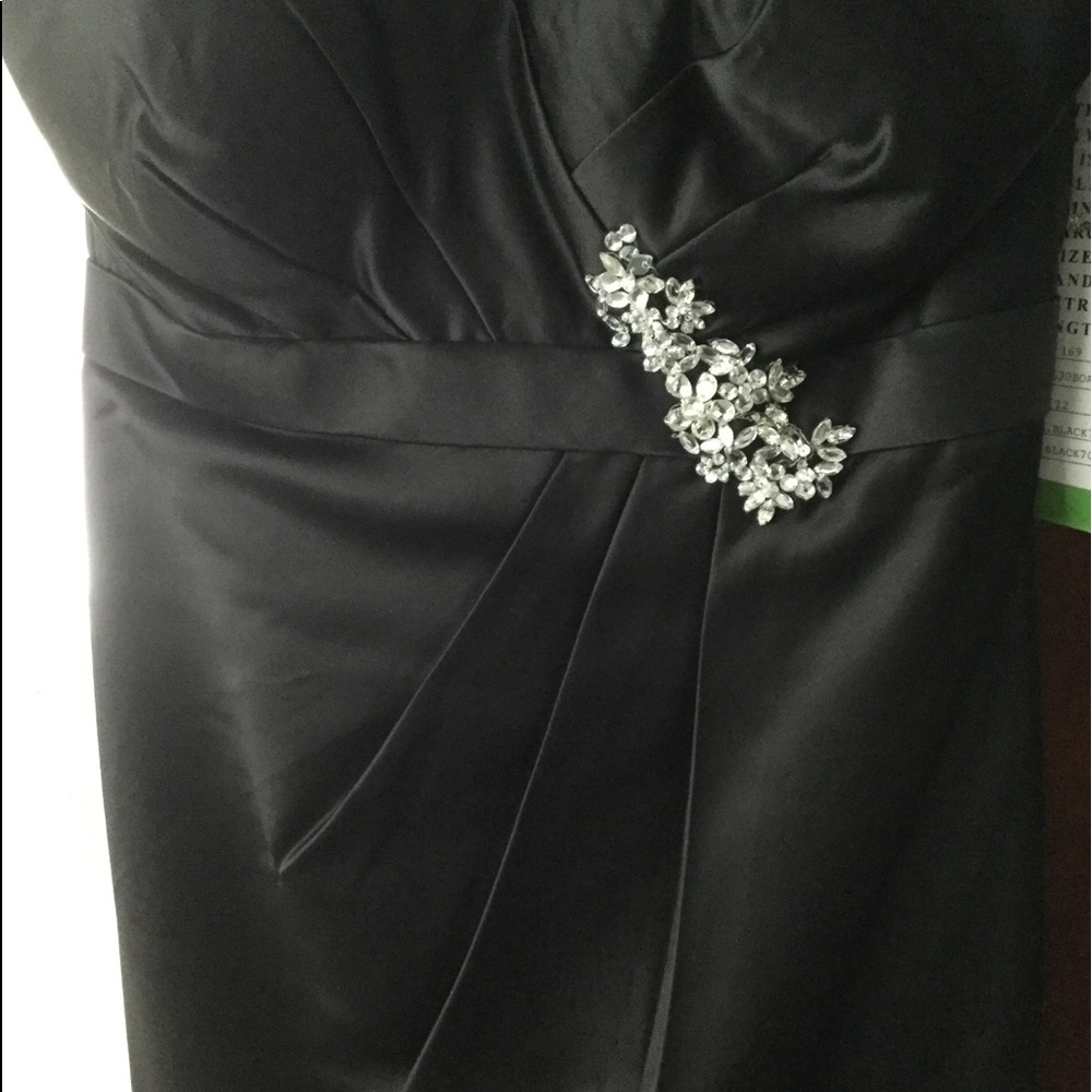 Perfect LBD! - Picture 3 of 4